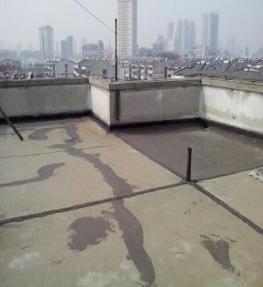 汾阳漏水维修 楼顶漏水是什么原因，楼顶漏水维修方法是什么?